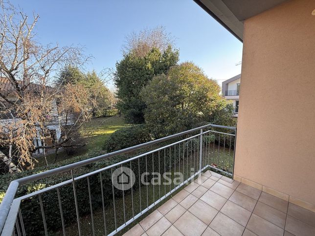 Appartamento in residenziale in Viale della Stazione