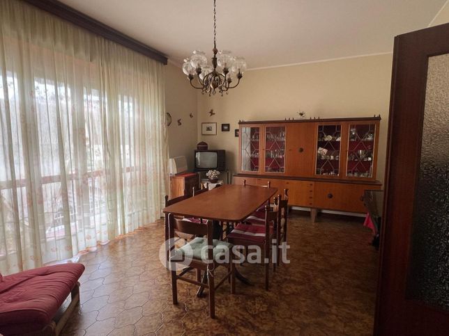 Appartamento in residenziale in Via Abrate 10