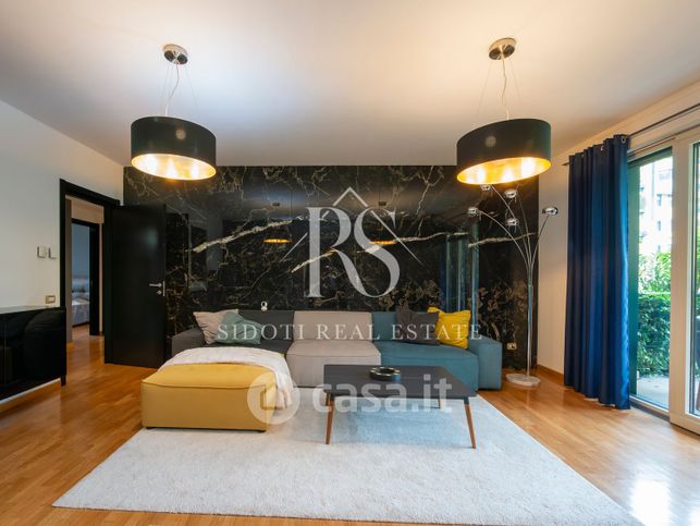 Appartamento in residenziale in Via Norberto Bobbio 5 a