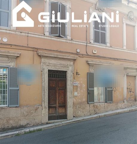 Appartamento in residenziale in Viale Mannelli 5