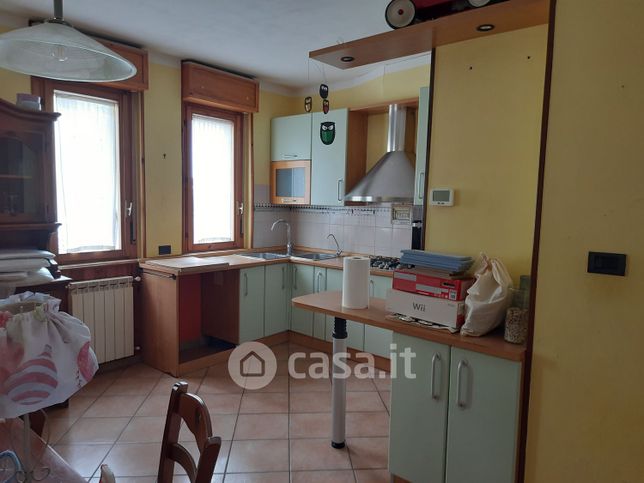 Appartamento in residenziale in Via Pineta