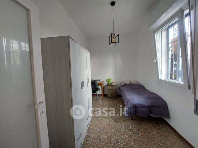 Casa indipendente in residenziale in Via Giuseppe Massarenti 27