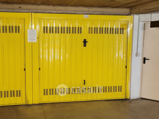 Box/posto auto in residenziale in Via Conte Verde 16