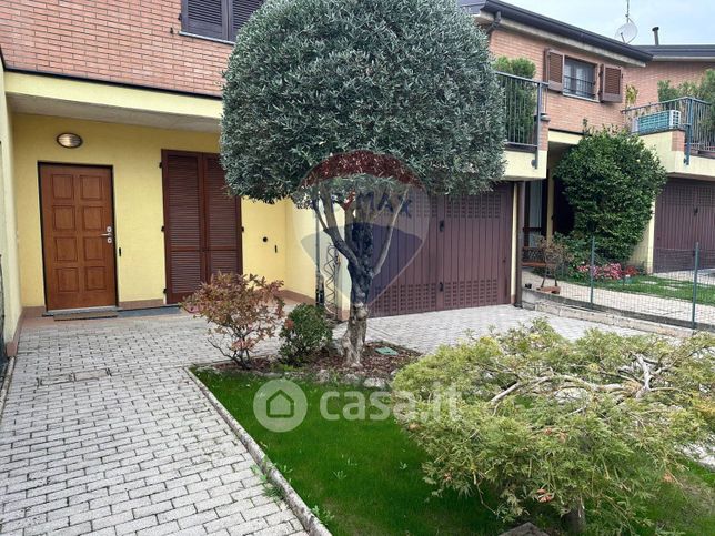 Villetta a schiera in residenziale in Via per Rovello 100 h