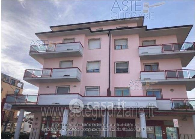 Appartamento in residenziale in Via Emilio Spensieri 12