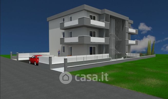 Appartamento in residenziale in Via Lago di Garda