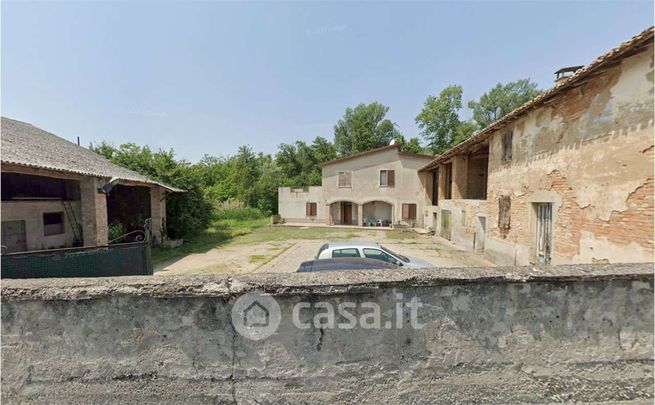 Villa in residenziale in Via San Francesco D'Assisi 11