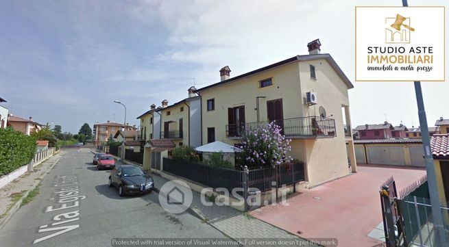 Appartamento in residenziale in Via Egisto Chioffi 8