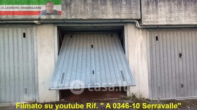 Box/posto auto in residenziale in Via C. Pavese