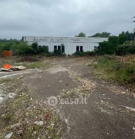 Capannone in commerciale in Via Vittorio Emanuele II 1