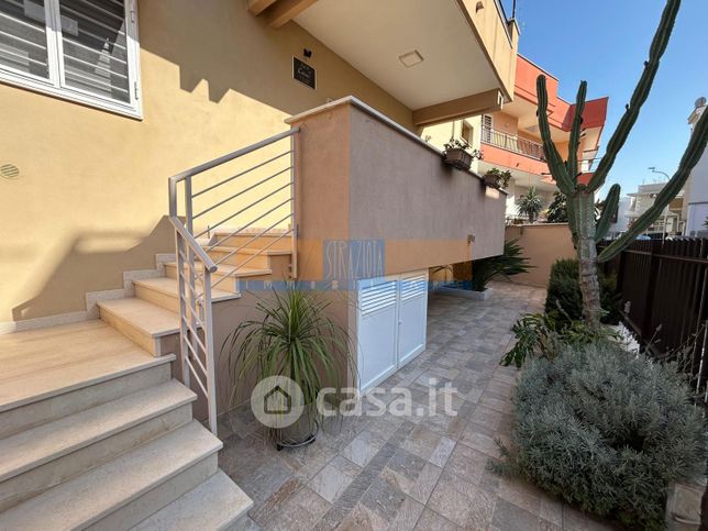 Appartamento in residenziale in Via Catanzaro 19