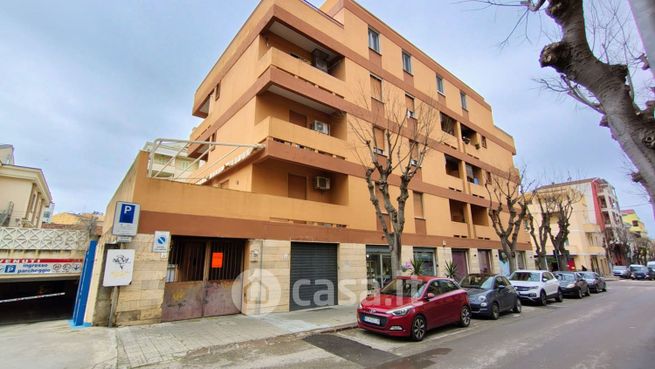 Box/posto auto in residenziale in Via Brigata Sassari 35 G