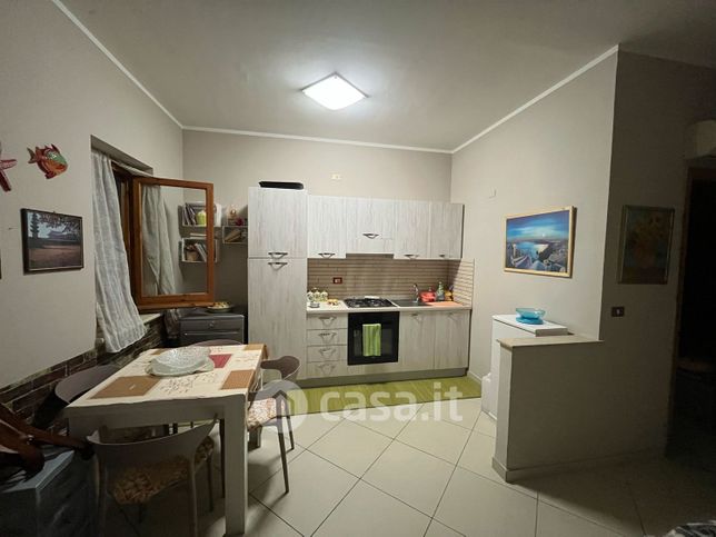 Casa indipendente in residenziale in Via Maiori