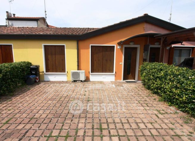 Appartamento in residenziale in Via Tiro a Segno 18