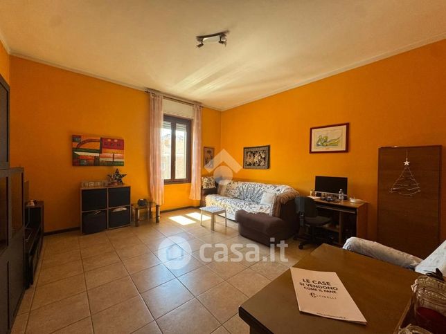 Appartamento in residenziale in Via Celestino Peroglio 9