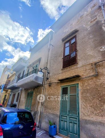 Casa indipendente in residenziale in Piszza