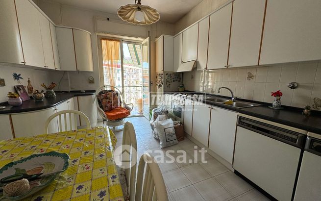 Appartamento in residenziale in Via Divisione Siena