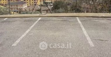 Box/posto auto in residenziale in Via Carlesca