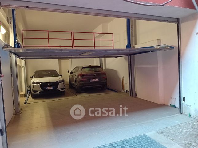 Garage/posto auto in residenziale in Via de' Falegnami