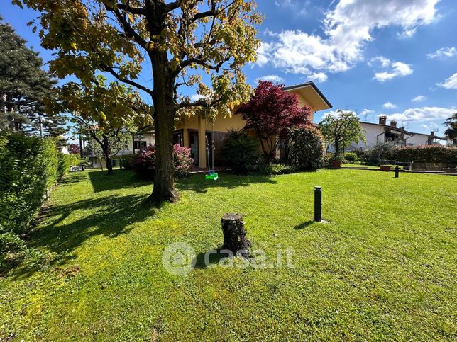 Villa in residenziale in