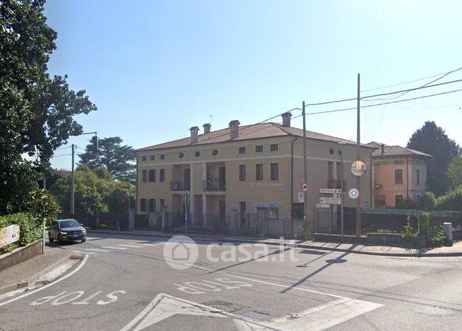 Appartamento in residenziale in Via Molinetto 7