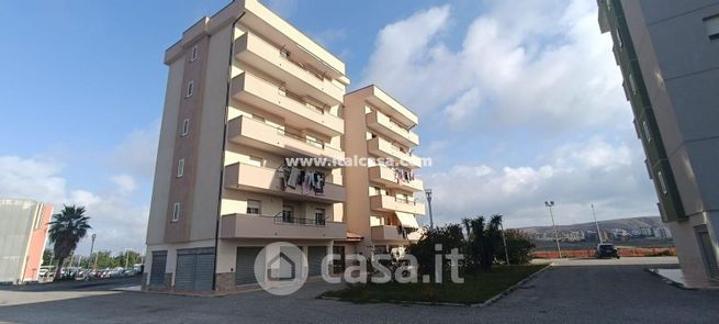 Appartamento in residenziale in Via Antonio De Curtis