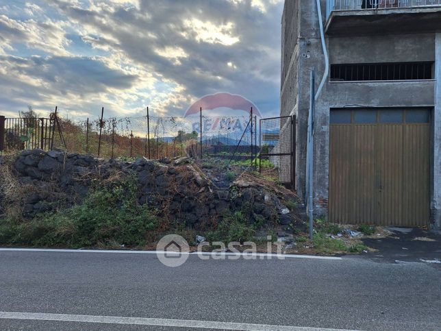 Terreno edificabile in residenziale in Via Nazionale Guardia 1