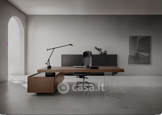 Ufficio in commerciale in 