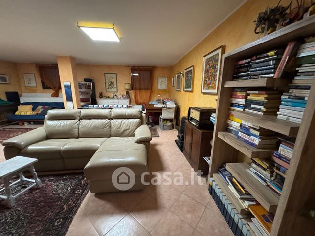 Villetta a schiera in residenziale in Via Aldo Moro