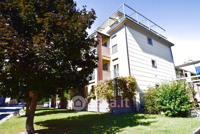 Appartamento in residenziale in Via San Luigi 4