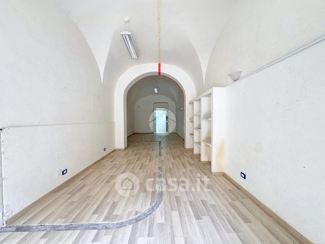 Capannone in commerciale in Via Giuseppe Mazzini 25
