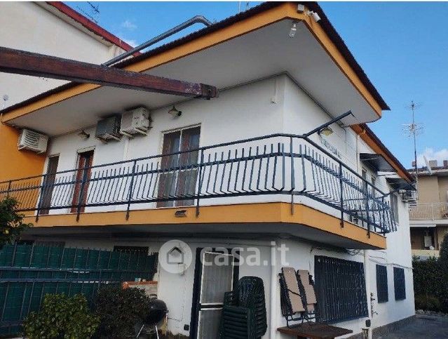 Appartamento in residenziale in Via Gian Battista Vico 15