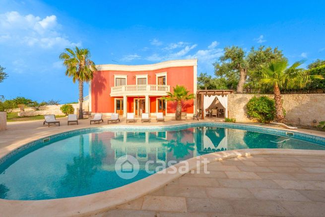 Villa in residenziale in Contrada Fusella