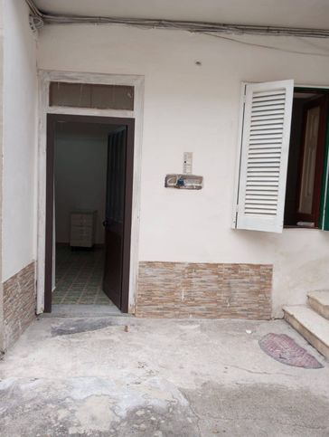 Appartamento in residenziale in Via Latina 46