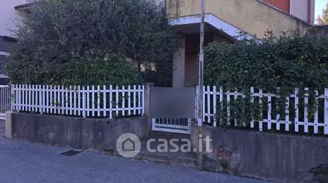 Ufficio in commerciale in Via C. Colombo