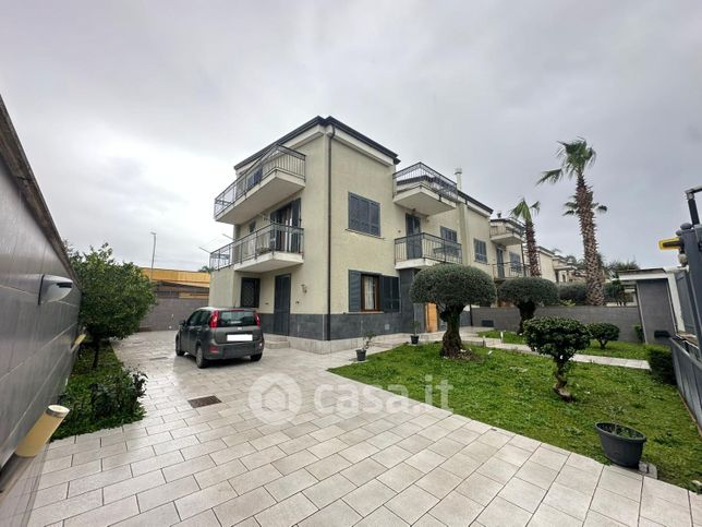 Casa bi/trifamiliare in residenziale in Corso Italia
