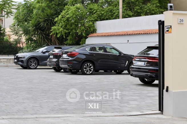 Garage/posto auto in residenziale in Via Sassari 20