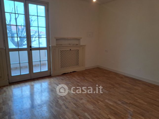 Appartamento in residenziale in Via Eridio 19
