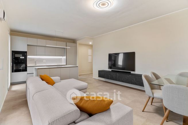 Appartamento in residenziale in Via F. C. de André 8