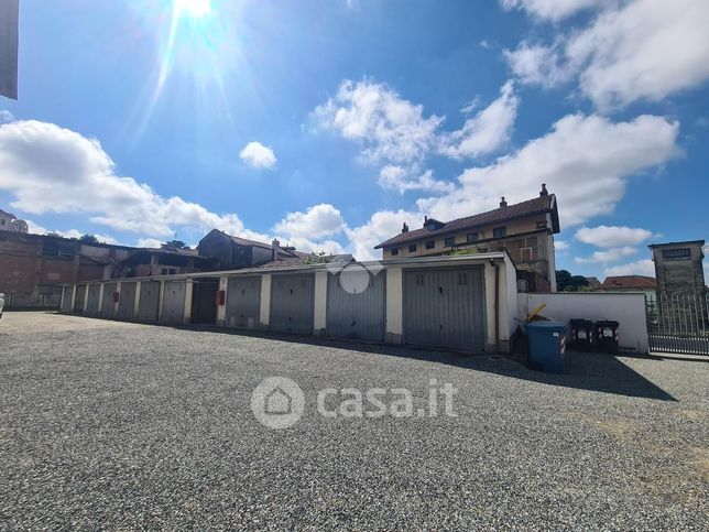 Garage/posto auto in residenziale in Via Cesare Battisti 8