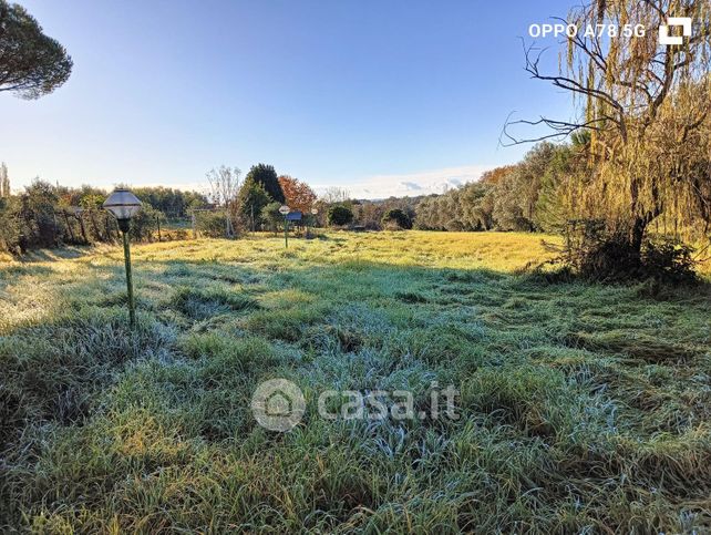 Terreno agricolo in commerciale in Via del Sambuco