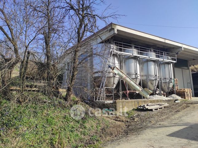 Terreno agricolo in commerciale in