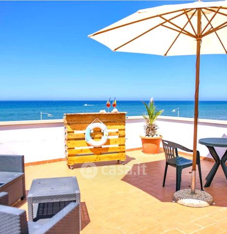 Attivitã /licenza (con o senza mura) in commerciale in 