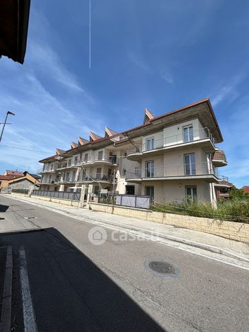 Appartamento in residenziale in Via Pateri 13