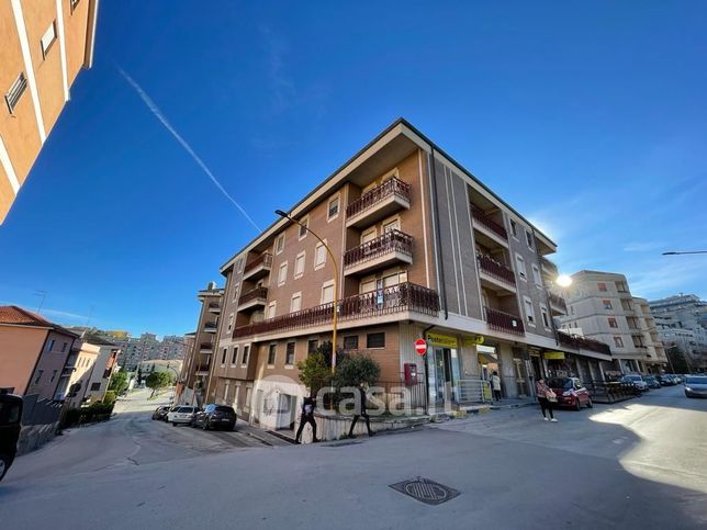 Appartamento in residenziale in Via Luigi D'Amato