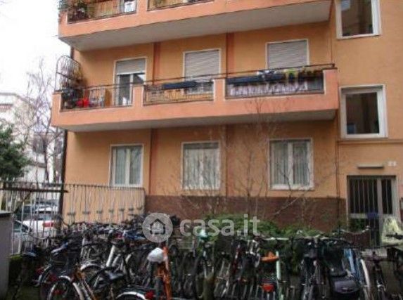 Casa indipendente in residenziale in Via Zara 2
