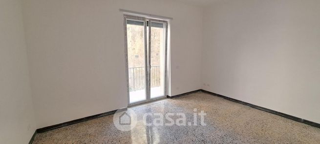 Appartamento in residenziale in Via Battistello Caracciolo 23