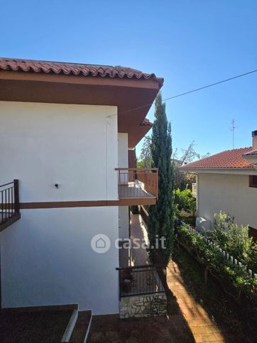 Villa in residenziale in Corso Mediterraneo 31