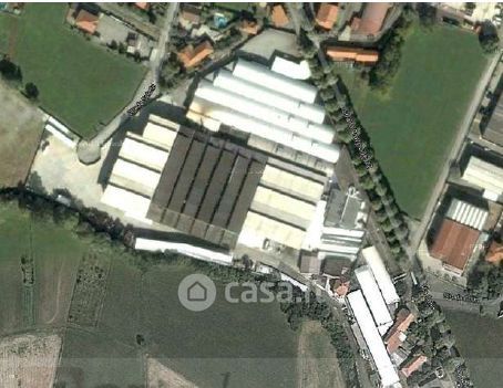 Capannone in commerciale in Strada Corio 17