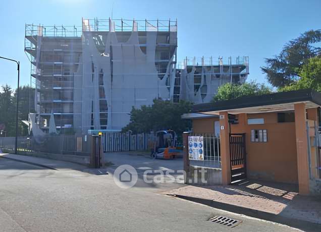 Appartamento in residenziale in Via Don Enrico Cazzaniga 2